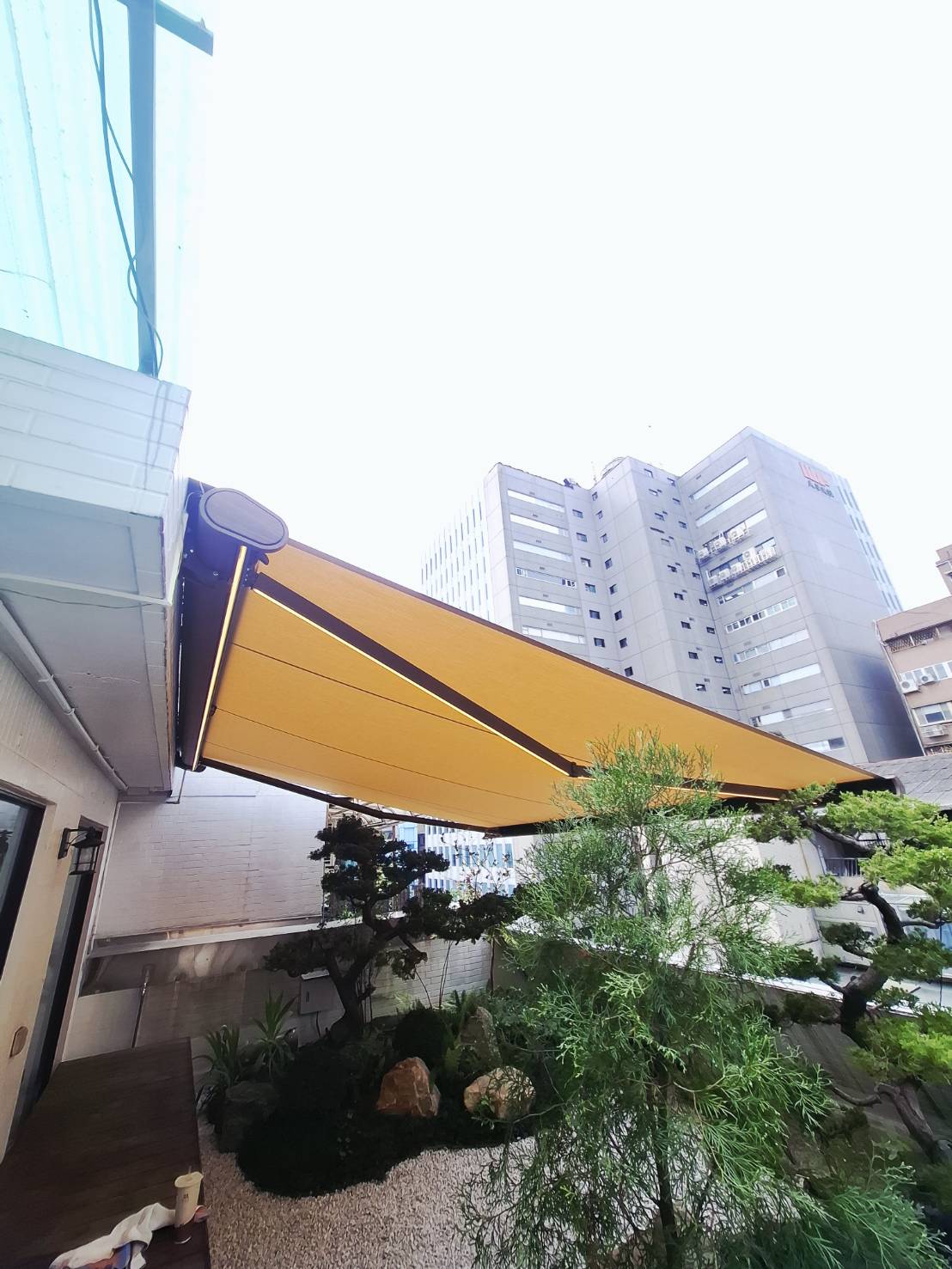台北市-江公館-(豪華款)電動遮陽簾裝設工程
