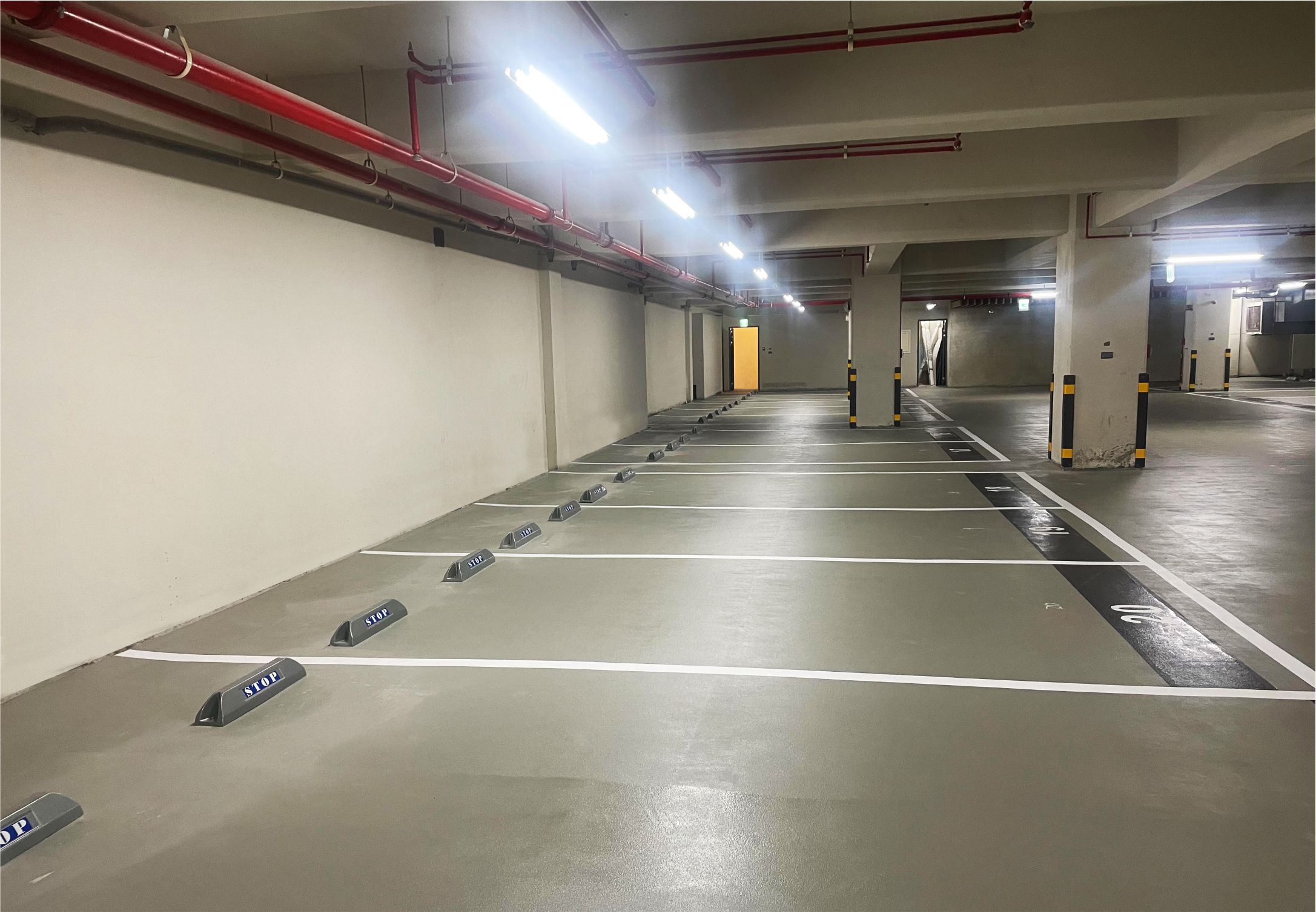 *臺北市內湖區-地下停車場